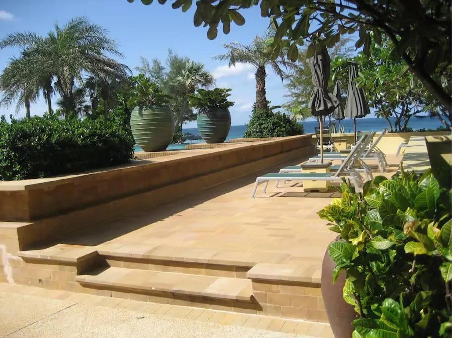 Karon Sea View Beach Apartment Exterior photo